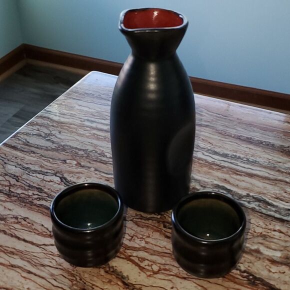 3 Piece Saki Set - Picture 1 of 2